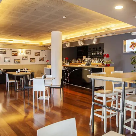 Hotel Tiber Rooftop & Wellness