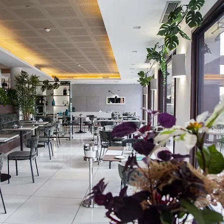 Tiber Rooftop & Wellness Фьюмичино