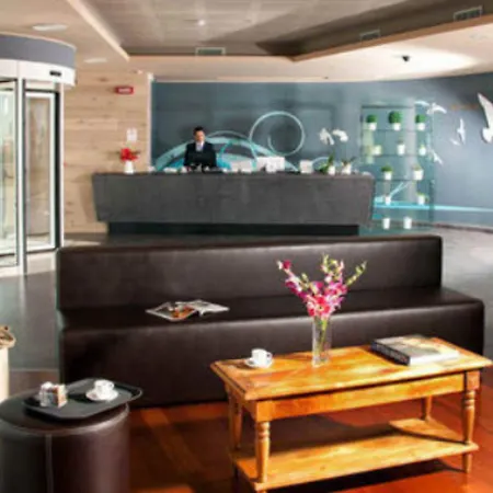 Отель Tiber Rooftop & Wellness Фьюмичино