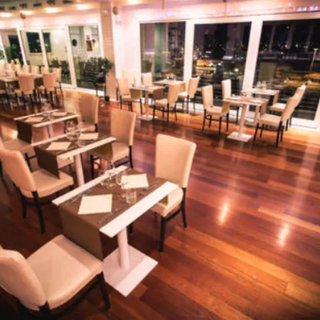 Tiber Rooftop&wellness 4* Fiumicino