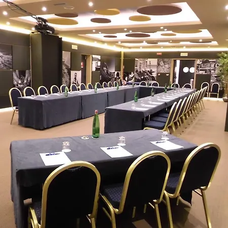 Hotel Tiber Rooftop & Wellness Fiumicino