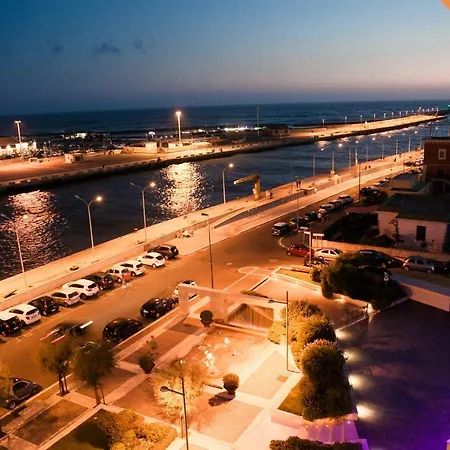 Tiber Rooftop & Wellness Hotel