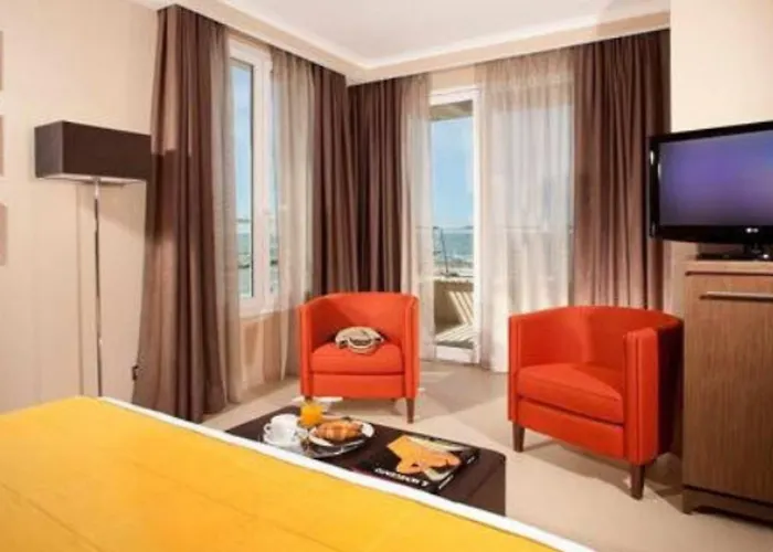 Tiber Rooftop & Wellness 4* Fiumicino