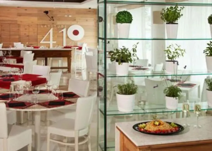 Tiber Rooftop & Wellness Szálloda