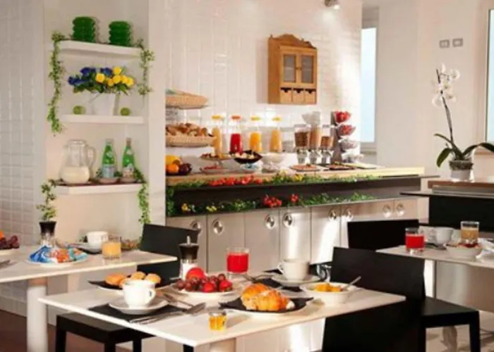 Tiber Rooftop & Wellness 4*