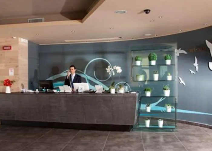 Tiber Rooftop & Wellness Szálloda Fiumicino