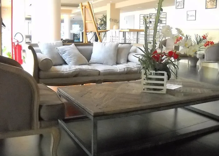 Tiber Rooftop & Wellness